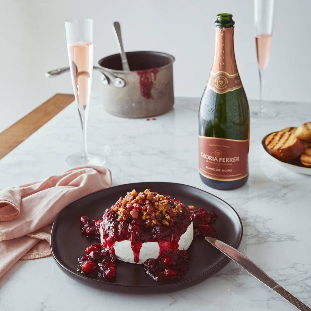 Gloria Ferrer Blanc de Noirs & Cranberry Compote with Baked Brie